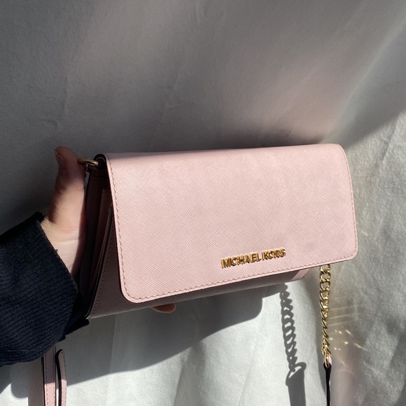 Micheal Kors Crossbody bag Pink/blush and Gold - Picture 2 of 6